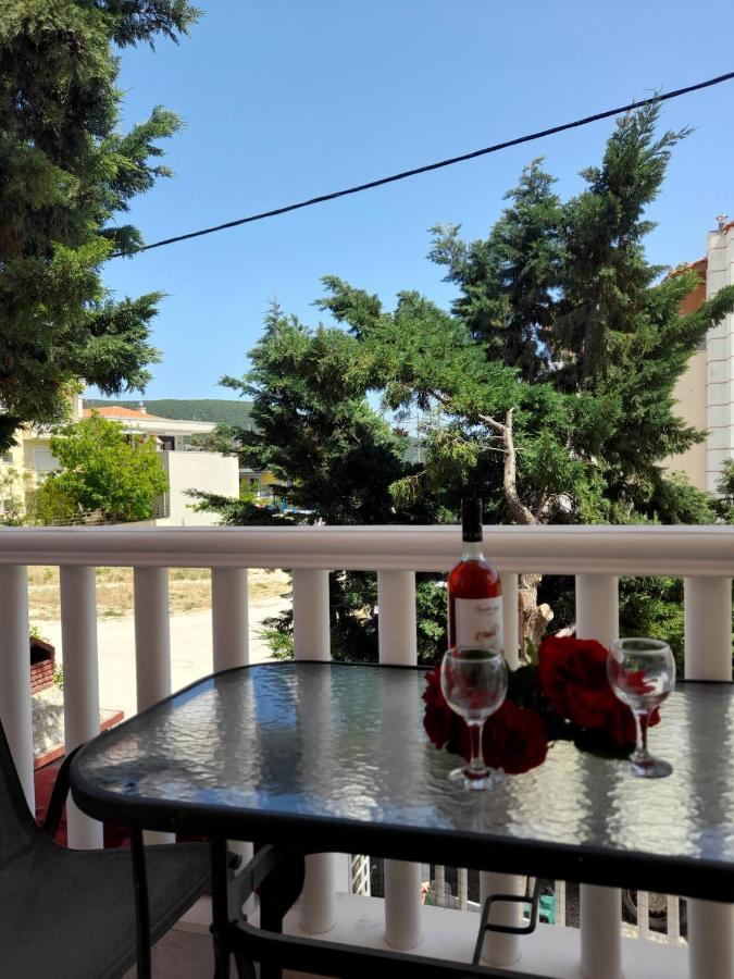 El Sol Apartment Néa Péramos Bagian luar foto
