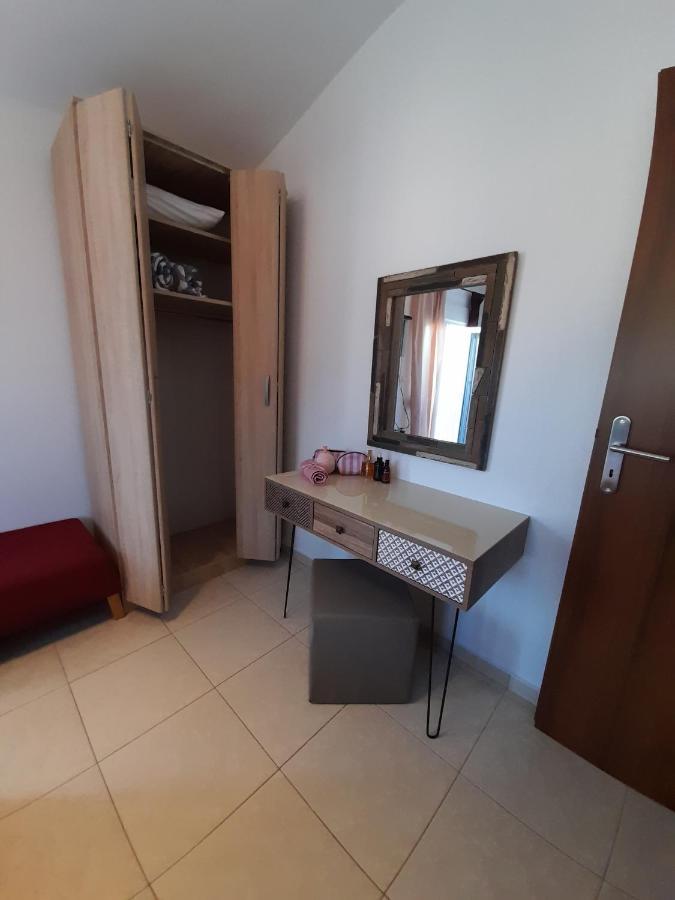 El Sol Apartment Néa Péramos Bagian luar foto