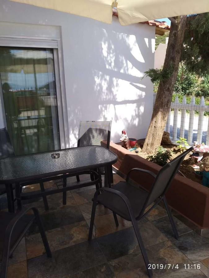 El Sol Apartment Néa Péramos Bagian luar foto