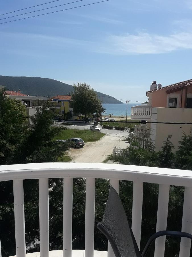 El Sol Apartment Néa Péramos Bagian luar foto