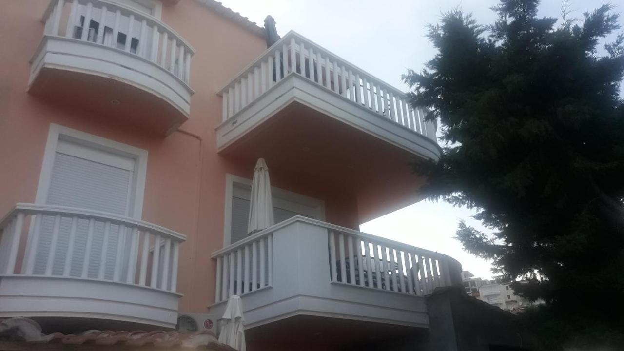 El Sol Apartment Néa Péramos Bagian luar foto